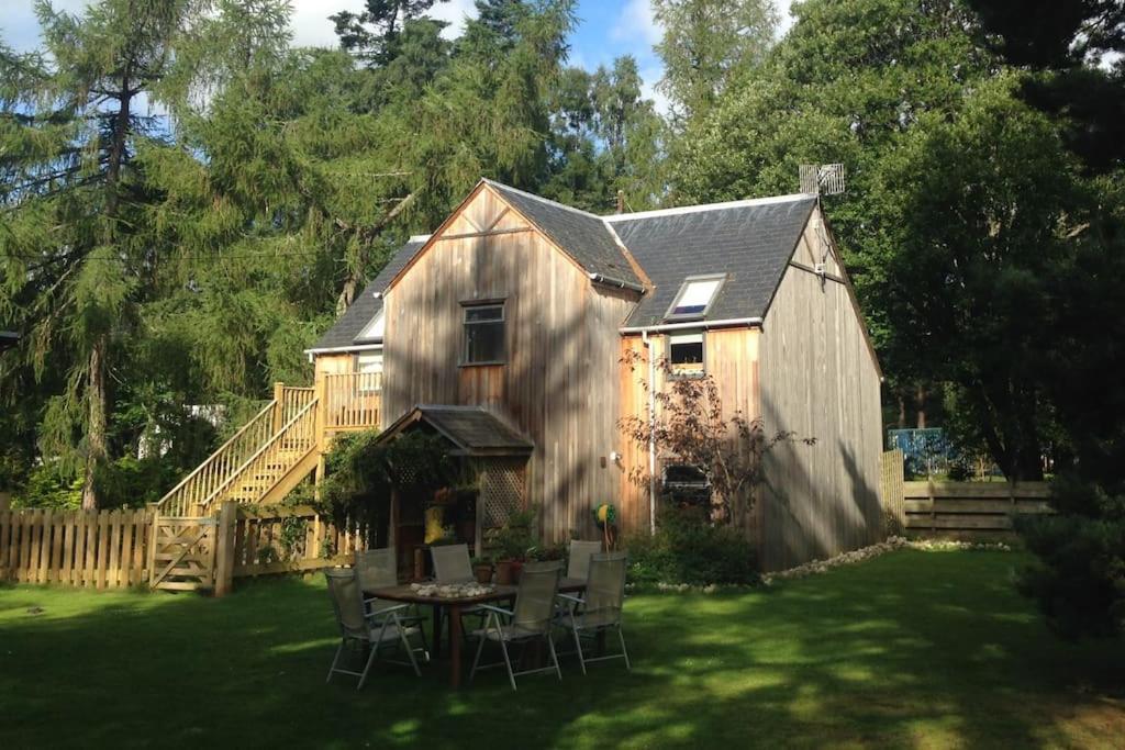 The Beeches Studio, Highlands Of Scotland 뉴턴모어 외부 사진
